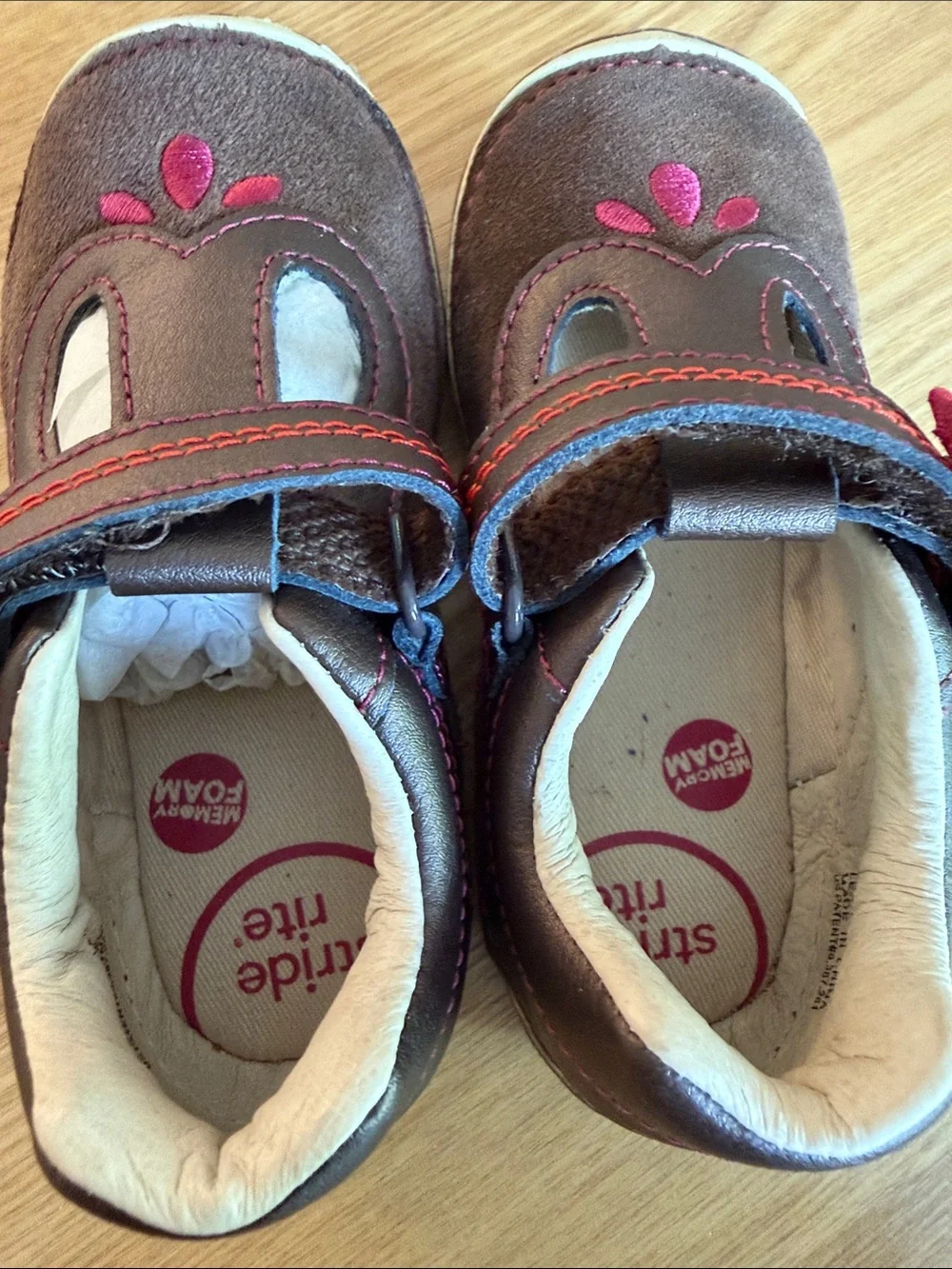 Stride Rite Teagan T Strap Mary Jane’s 8M Toddler NEW